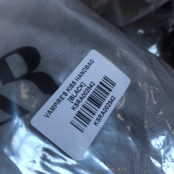 Killstar Vampire's Kiss BLACK Coffin Handbag nwt - Picture 15 of 15